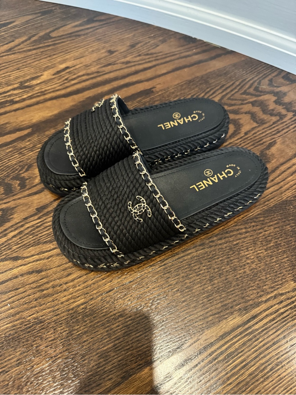 🌸 CHANEL Black Quilted Rope Slide Sandals with Gold Chain Trim